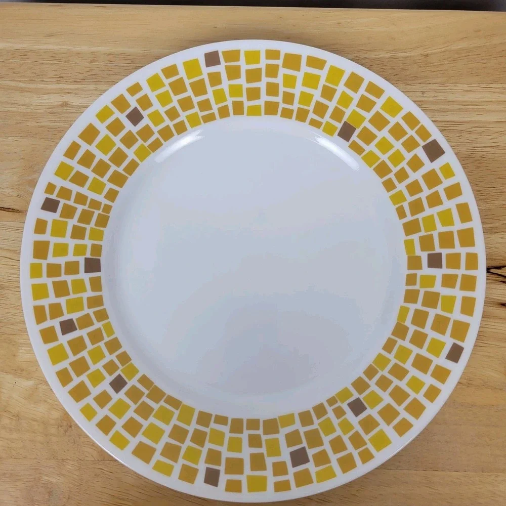 Lot of 2 Corelle Precious Colors Yellow Gold Amber Mosaic 10.75